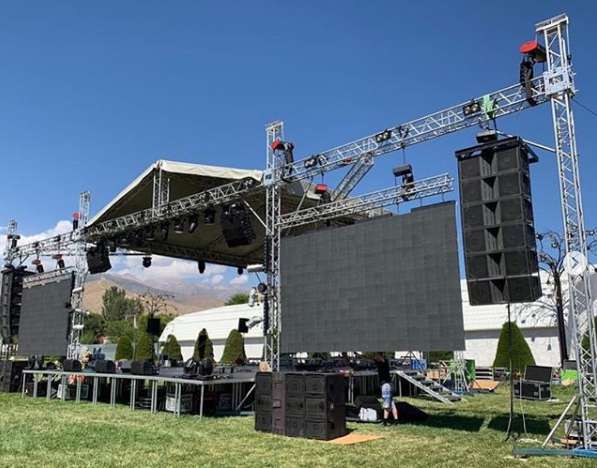 Suspended Videos Led Truss From China Manufacturer Dragon Stage